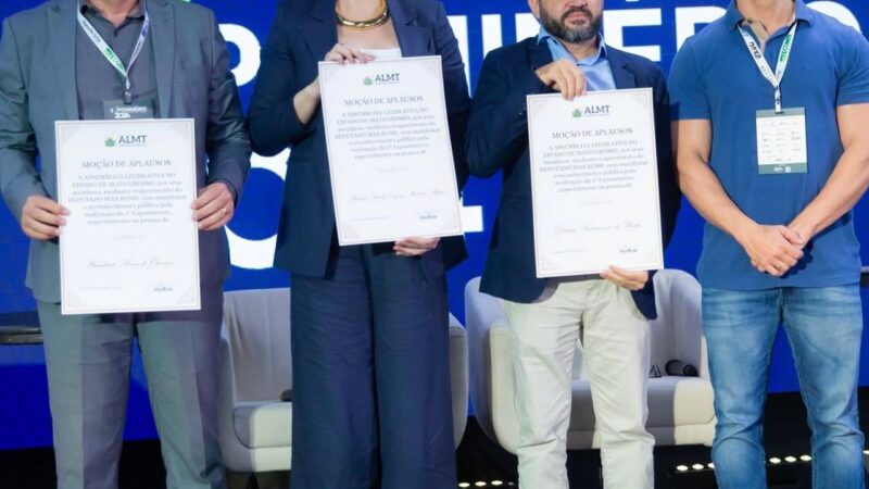 Organizadores da 2ª Expominério são homenageados pelo deputado Max Russi