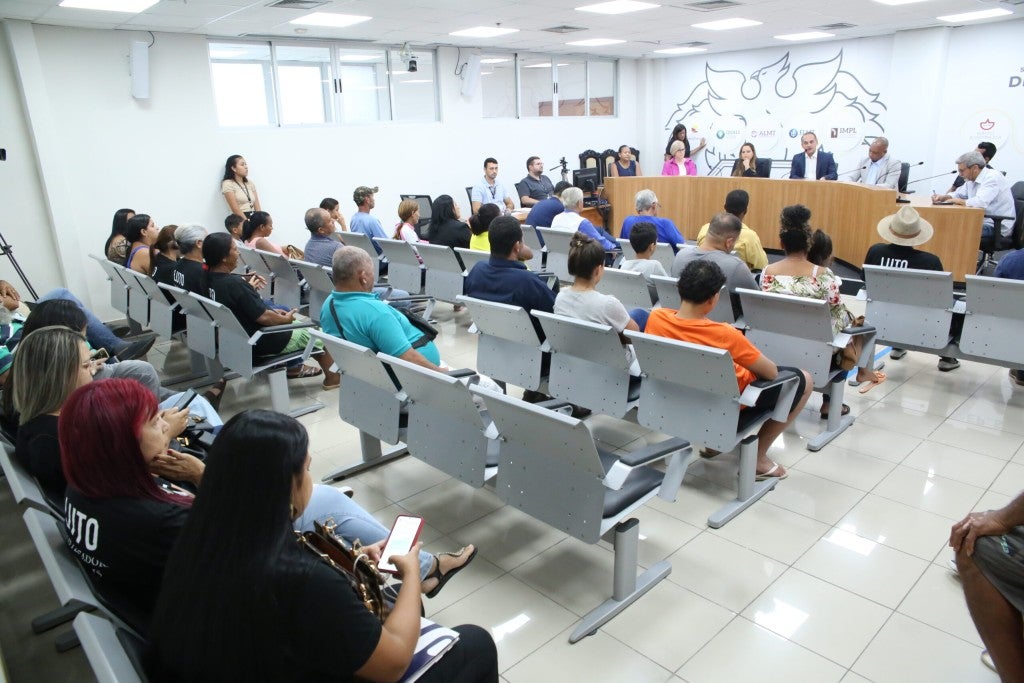 Pescadores relatam dificuldades durante vigência de lei que limitou transporte e comercialização de peixes