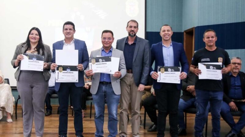 Botelho recebe homenagem pelo trabalho de combate à violência doméstica