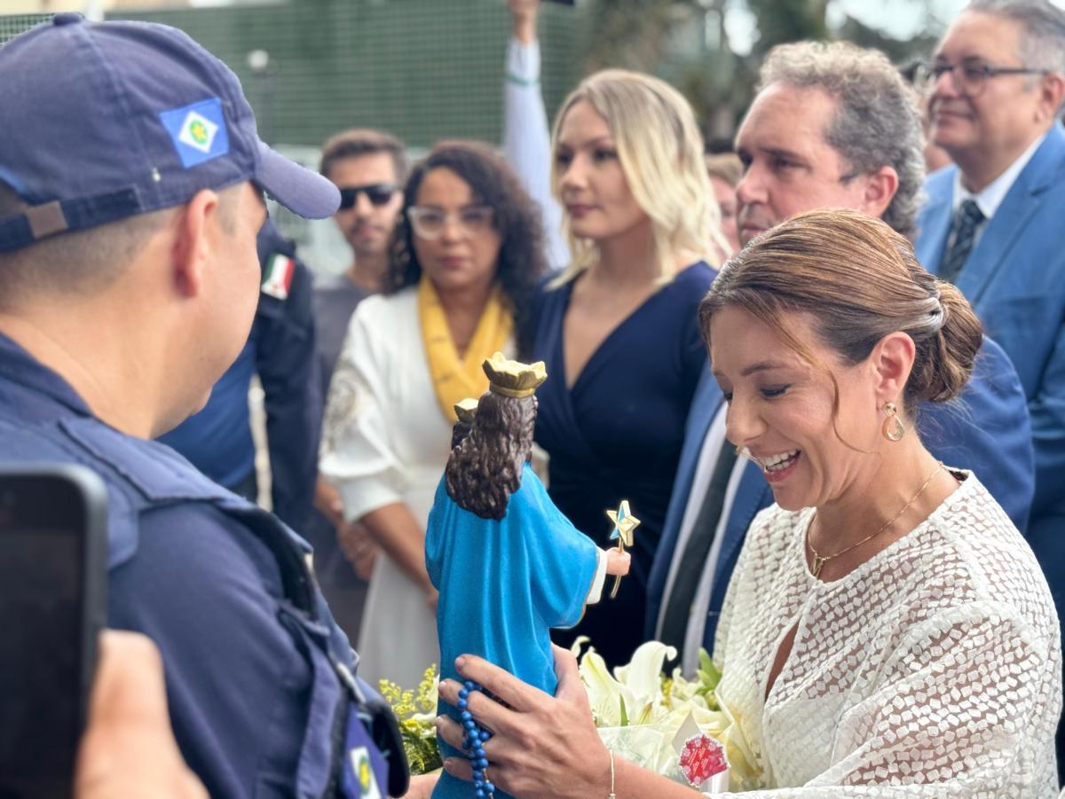 Prefeita empossa 21 secretários em sua gestão em VG