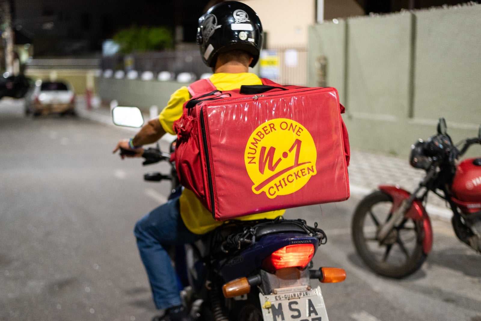 Invista em uma franquia de delivery e fature mais de R$ 2 milhões ao ano