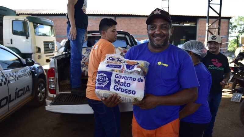 Governo de MT aplica mais de R$ 27 milhões e beneficia famílias com mais de 229 mil cestas básicas em 2024