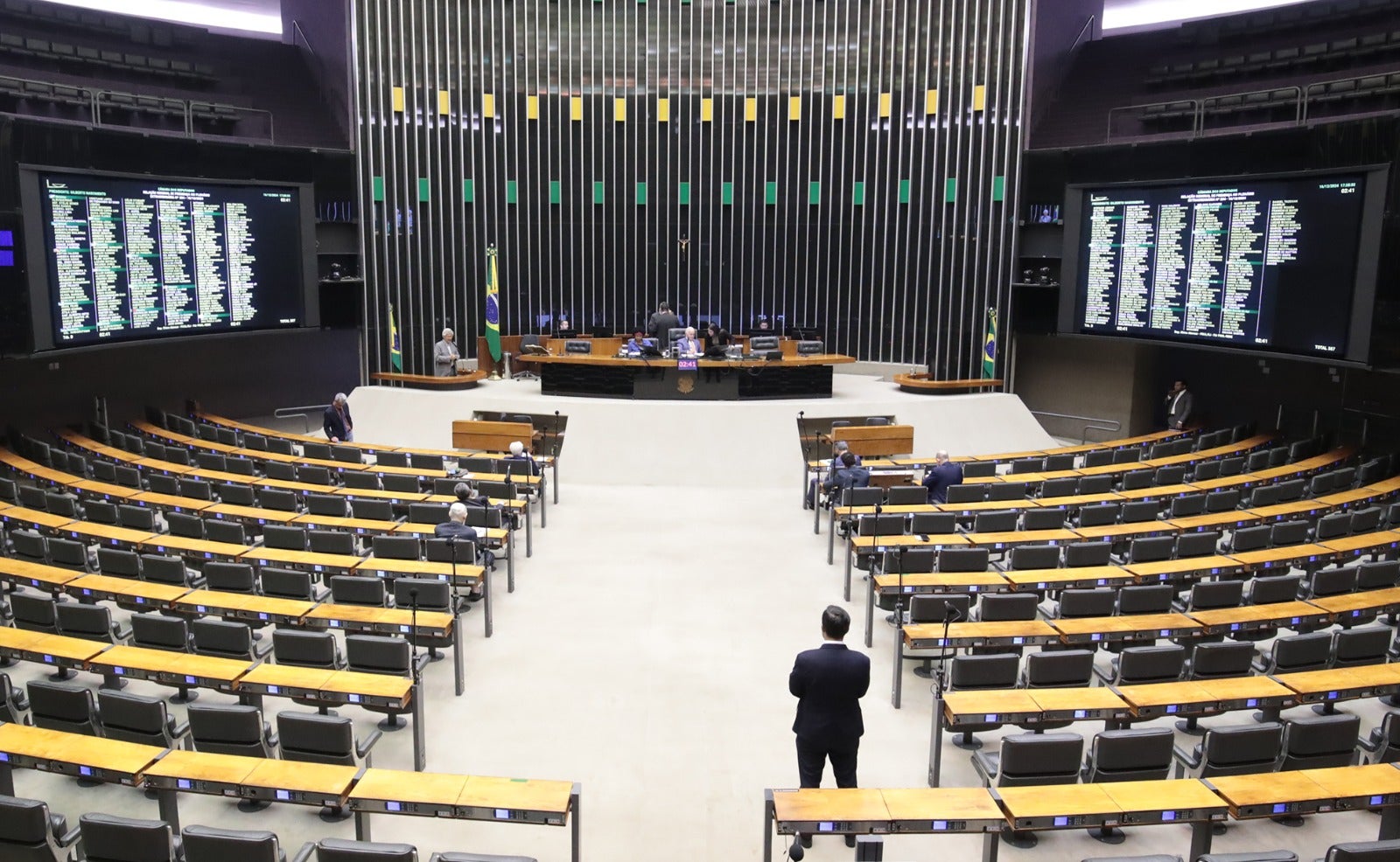 Brasil no comando do agro: PL 4357/2023 fortalece o setor e alimenta o mundo