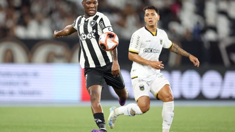 Patrick de Paula perde pênalti e Volta Redonda vence o Botafogo no Nilton Santos