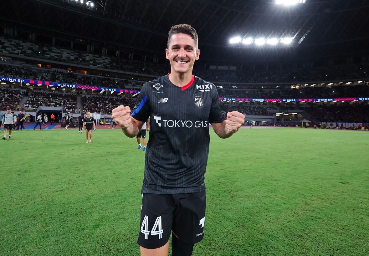 Henrique Trevisan renova contrato com FC Tokyo e vai para seu quinto ano no futebol japonês: “Muito feliz”