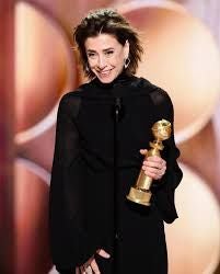 Fernanda Torres leva Globo de Ouro por atuação em Ainda Estou Aqui