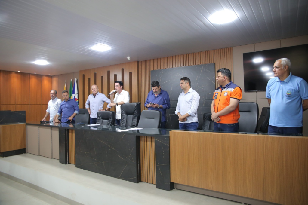 Léo Bortolin - reunião em Nortelândia.jpeg