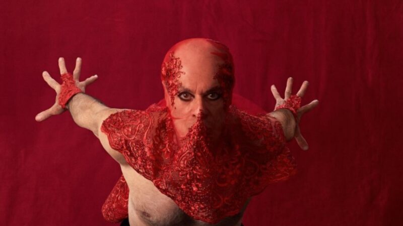 NEY MATOGROSSO BOTA O BLOCO NA RUA MAIS UMA VEZ NO QUALISTAGE