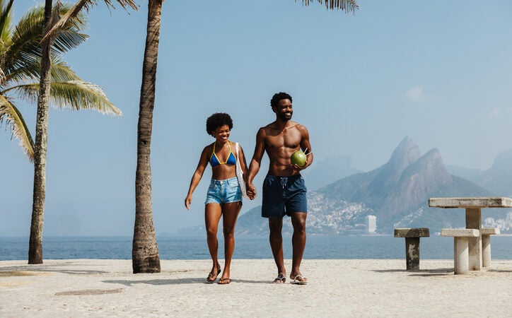 Verão 2025: o mundo de olho em Floripa e Rio na lista de destinos