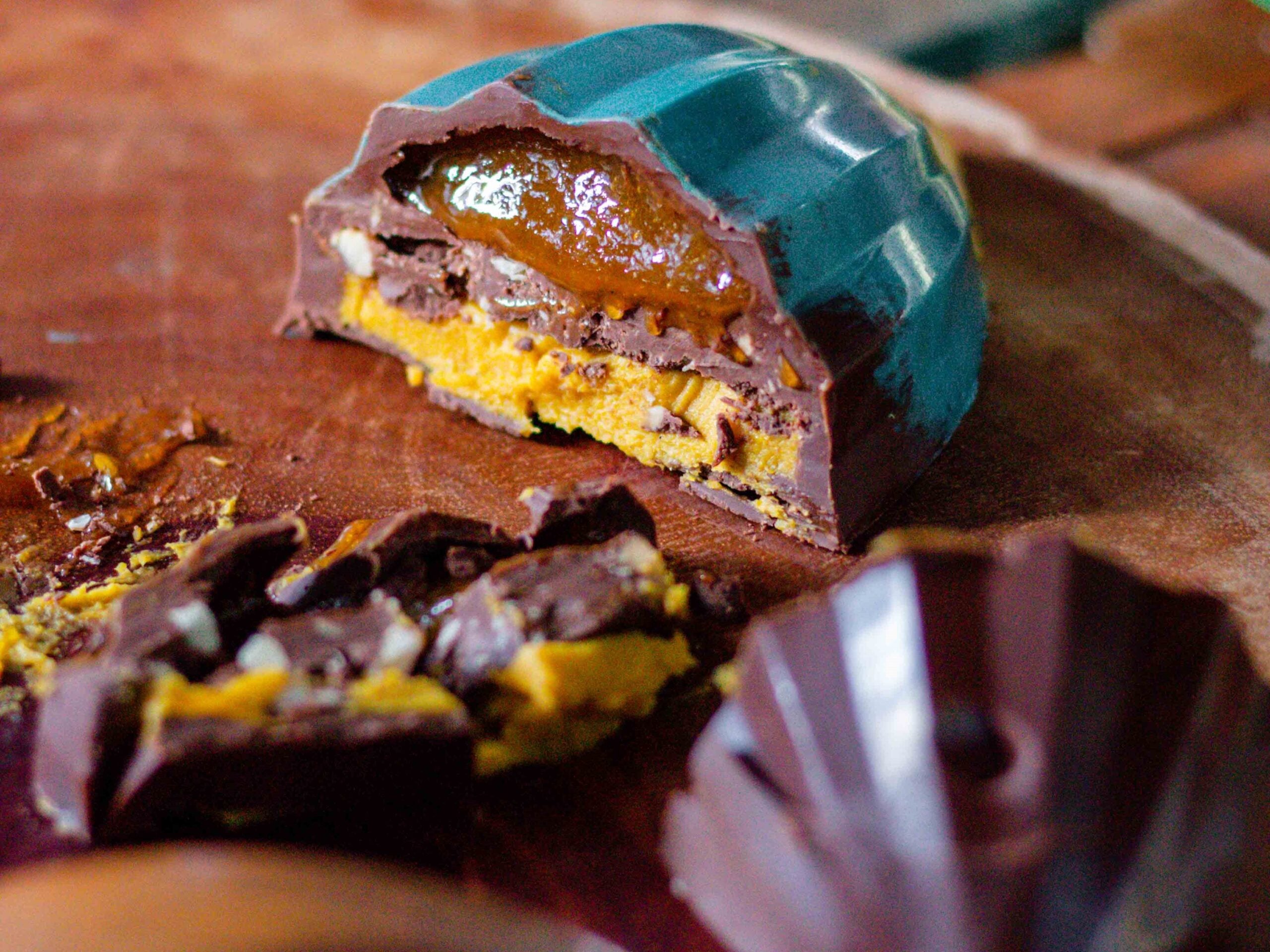 Labarr apresenta ovo de Páscoa inovador com recheio de pequi