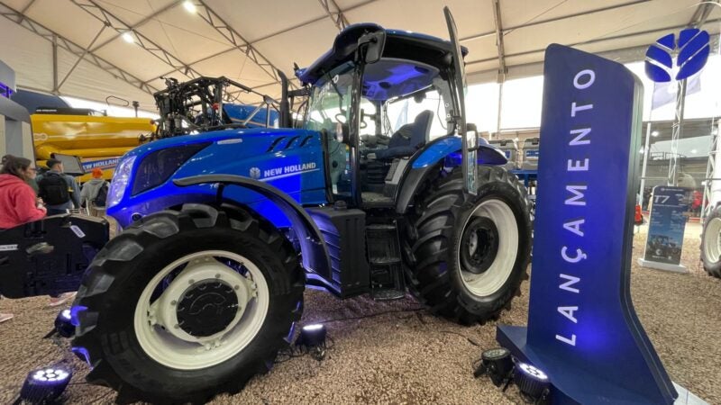 Maior rede de concessionárias New Holland do país chega a Sinop, a capital do Nortão