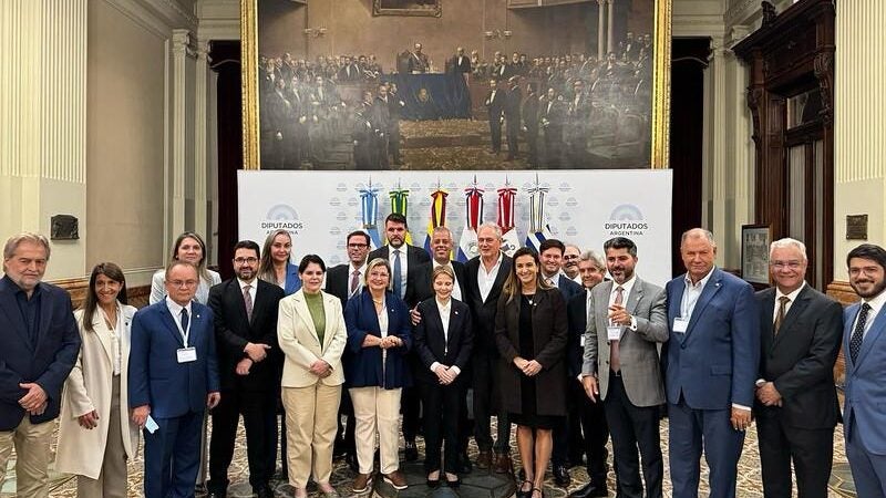 Deputada Coronel Fernanda encerra missão com avanços para integração agroindustrial sul-americana