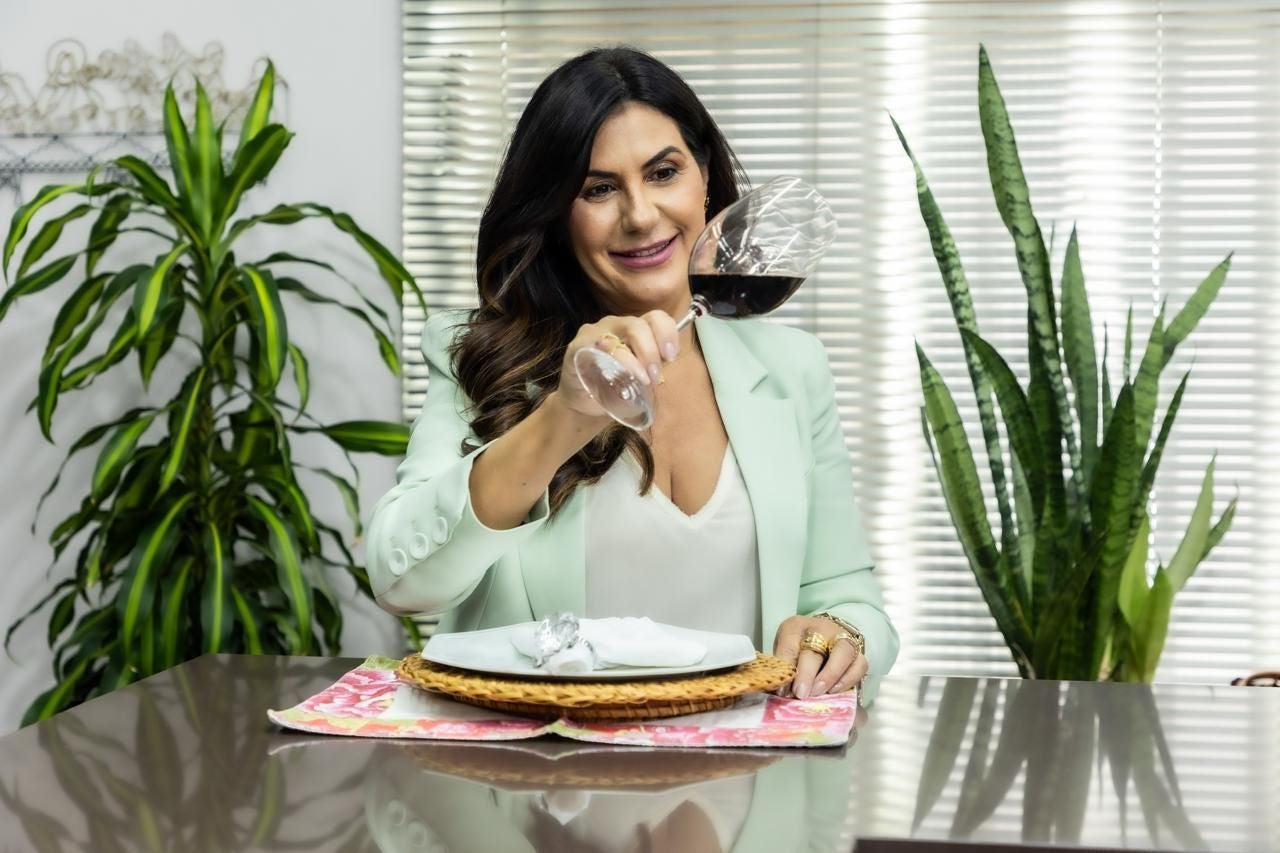 Cultura do vinho em alta: curso em Sinop une teoria, degustação e experiência