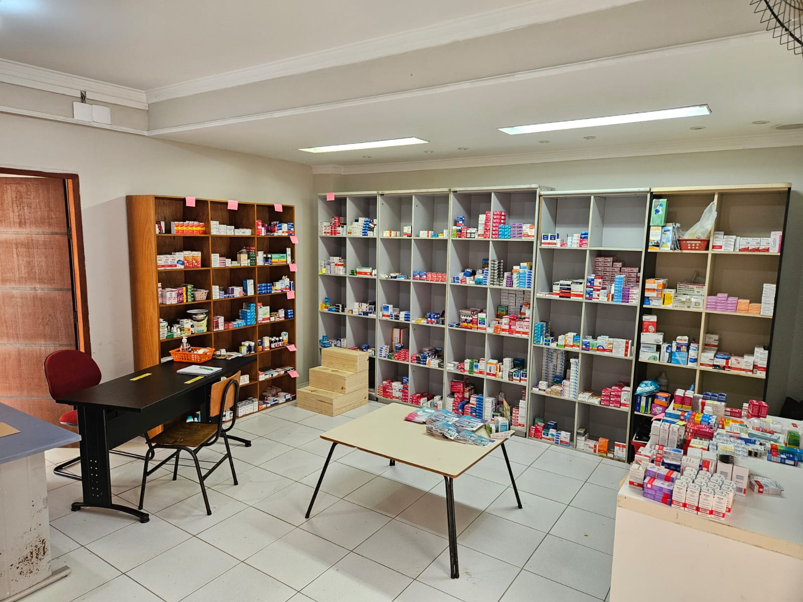 CRF-MT e Farmácia Solidária promovem conscientização sobre descarte correto e doação de medicamentos