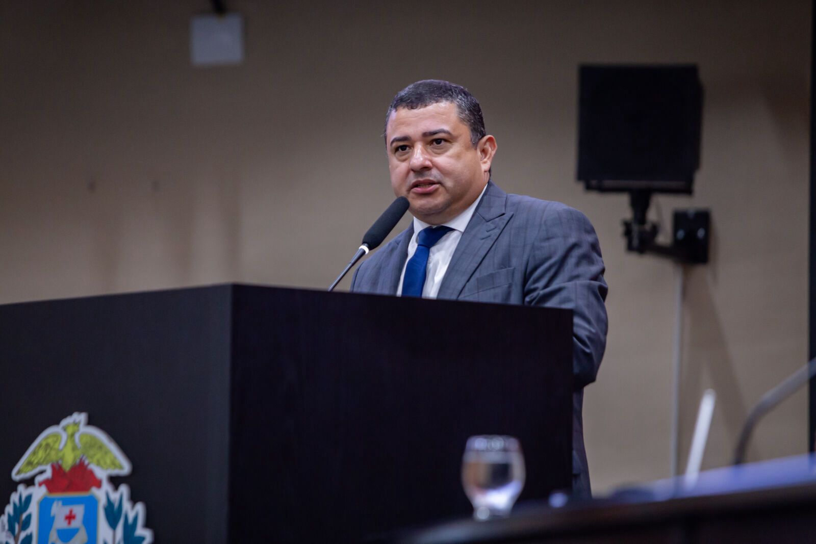 Deputado Adenilson Rocha tem atuação de destaque na ALMT com defesa firme do Nortão, do agronegócio e de pautas da direita