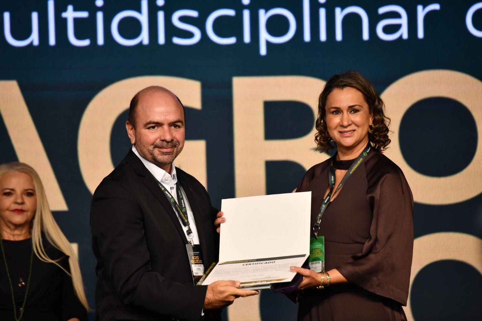 Em painel sobre cooperativismo, Juliana Bortolini defende participação ativa dos cooperados e segurança jurídica