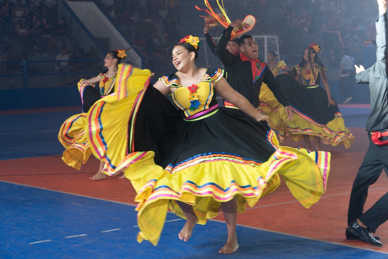 Grupo Cultural É Bem Mato Grosso leva a beleza do Pantanal ao Arraiá do Chapadão com espetáculo gratuito