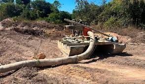 Batalhão ambiental fecha garimpo ilegal e apreende maquinários em Matupá