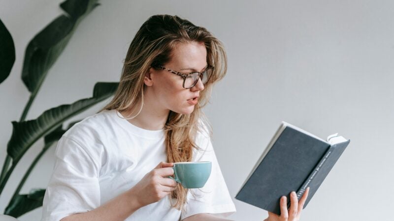 Ser feliz sozinho ajuda a ser feliz a dois?