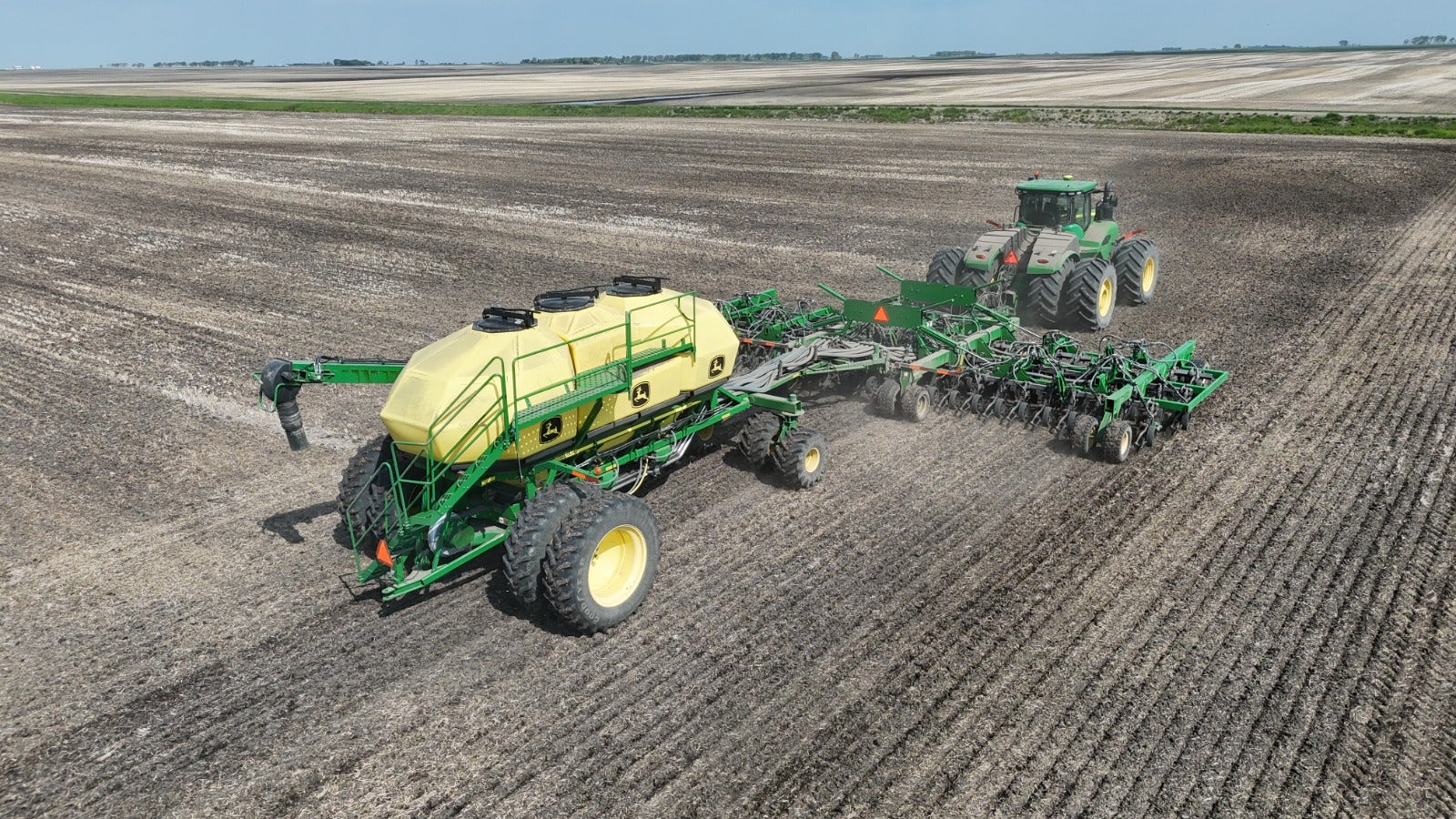 Fabricante brasileira estreia na Farm Progress e leva inovação ao agro americano