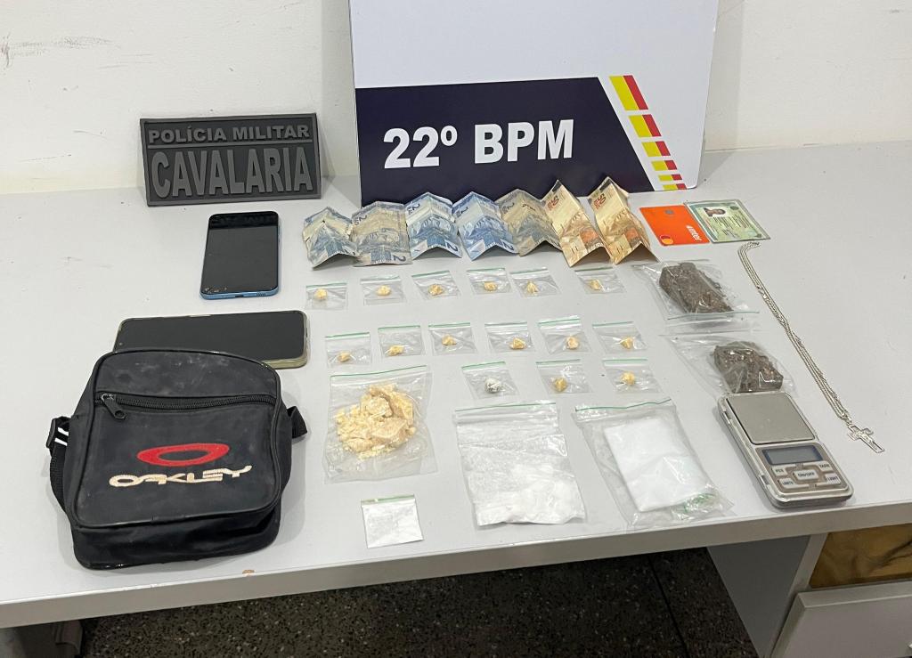 Cavalaria da PM apreende adolescentes de 16 e 17 anos por tráfico ilícito de drogas em Peixoto de azevedo