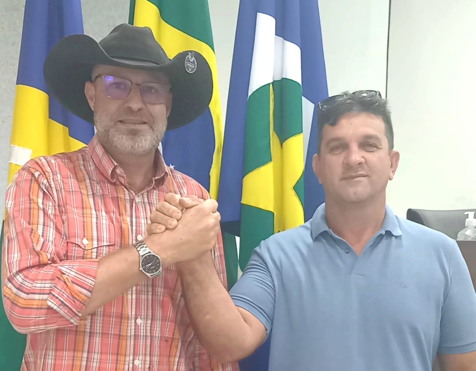 Presidente da Câmara de Guarantã recebe vereador de Cachoeira da Serra para discutir demandas do Vale do XV