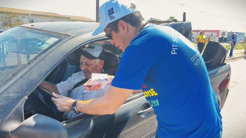 Detran orienta motoristas sobre condutas mais seguras no trânsito no Dia Nacional do Pedestre