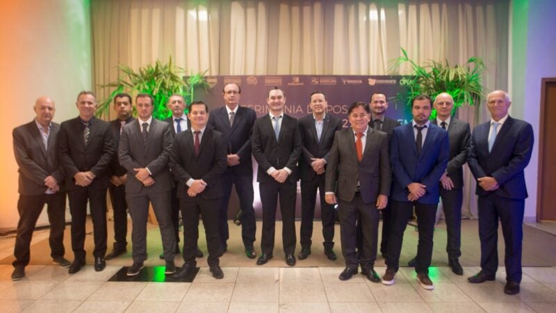 Setor de base florestal empossa nova diretoria com foco em abertura de mercados e fortalecimento do segmento