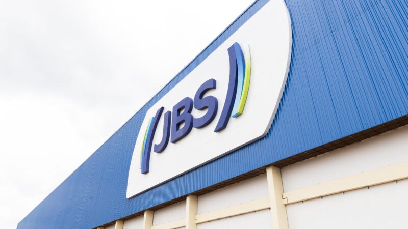 JBS tem mais de 190 vagas de emprego em Mato Grosso