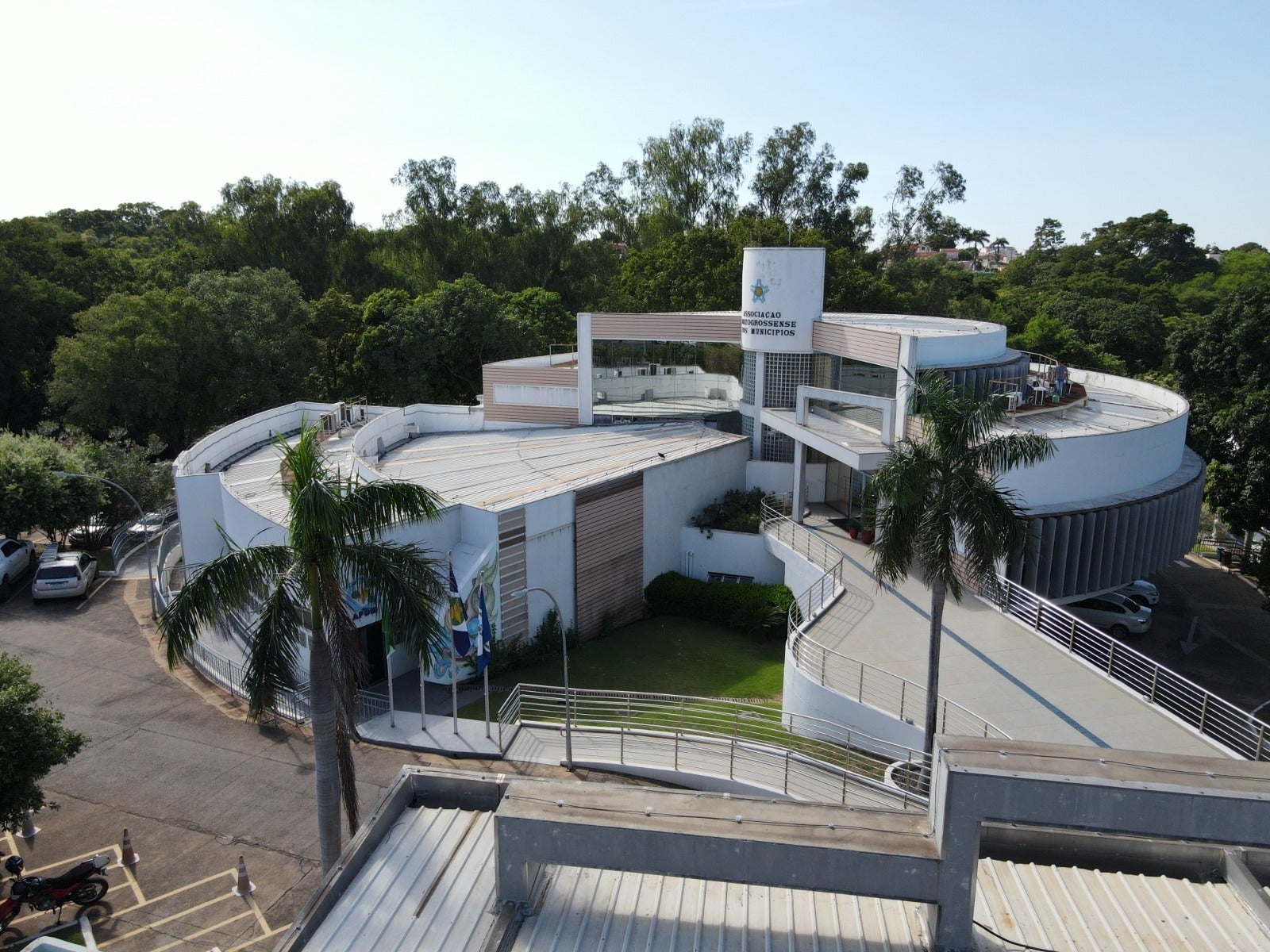 AMM celebra conquista histórica com aprovação da PEC da Sustentabilidade Fiscal