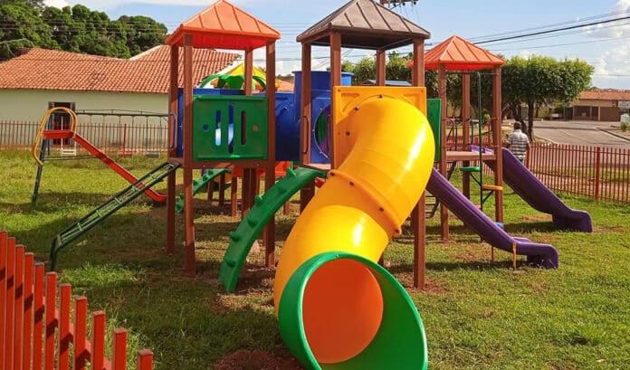 Prefeitura deve implantar mais de 10 novos playgrounds em Matupá