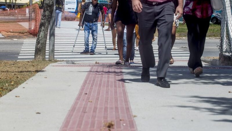 Acessibilidade em Espaços Públicos: Desafios e Soluções