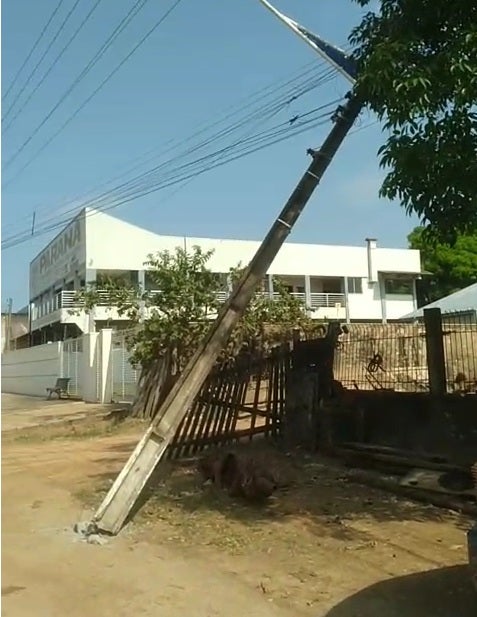 Moradores estão a três dias sem energia na Avenida Guarantã em Guarantã do Norte
