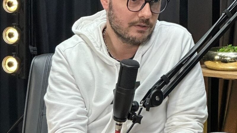 Enquanto você se abandona o mundo continua