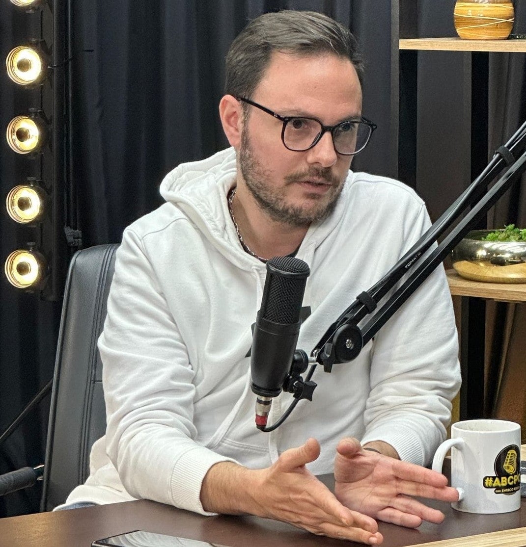 Enquanto você se abandona o mundo continua