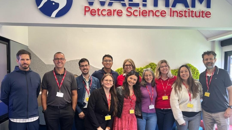 ROYAL CANIN® leva Médicos-Veterinários brasileiros a um dos principais eventos de nutrição animal do mundo