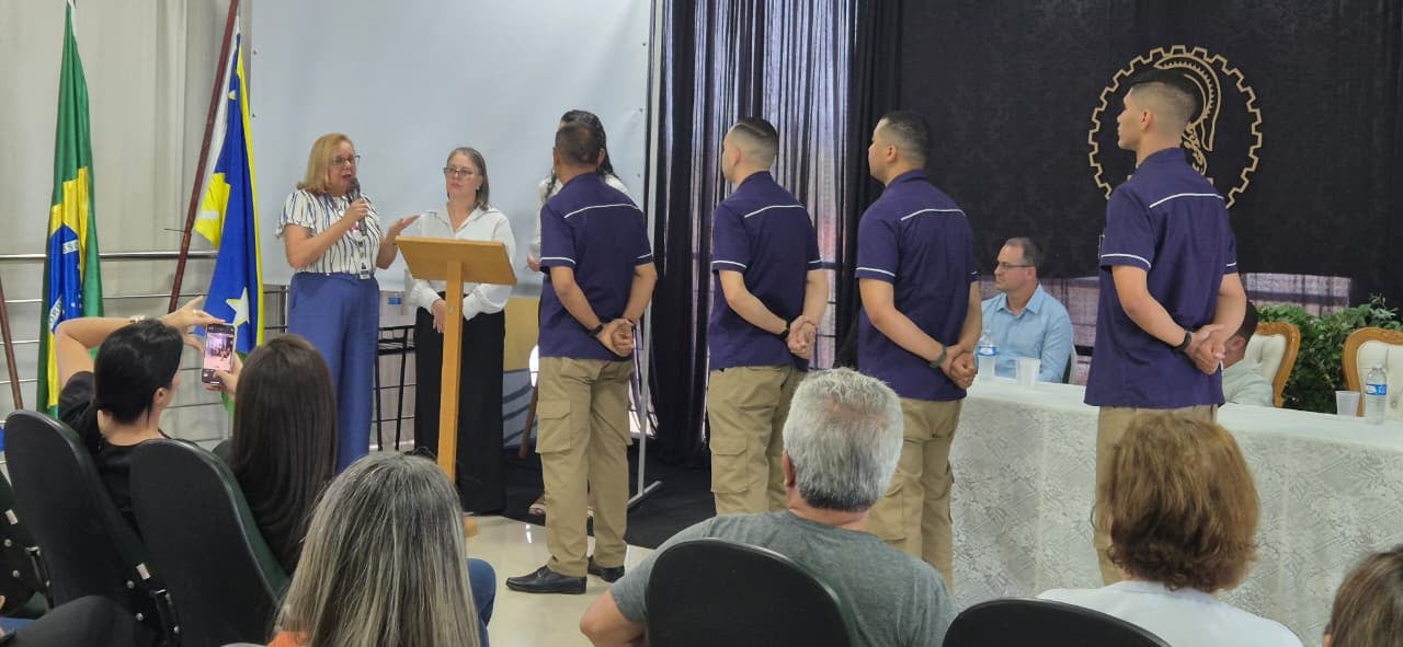 Militares tomam posse na Escola Cívico-Militar Albert Einstein em Guarantã do Norte com apoio de autoridades locais