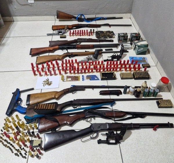 Polícia Civil apreende grande quantidade de armas e munições em Nova Canaã do Norte