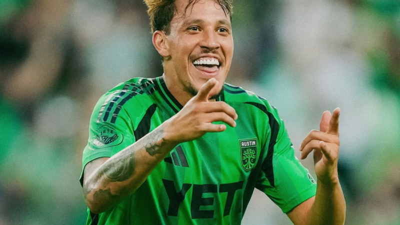 Revelado pelo Coritiba, Guilherme Biro completa 5 anos de estreia profissional: “Sonho realizado”