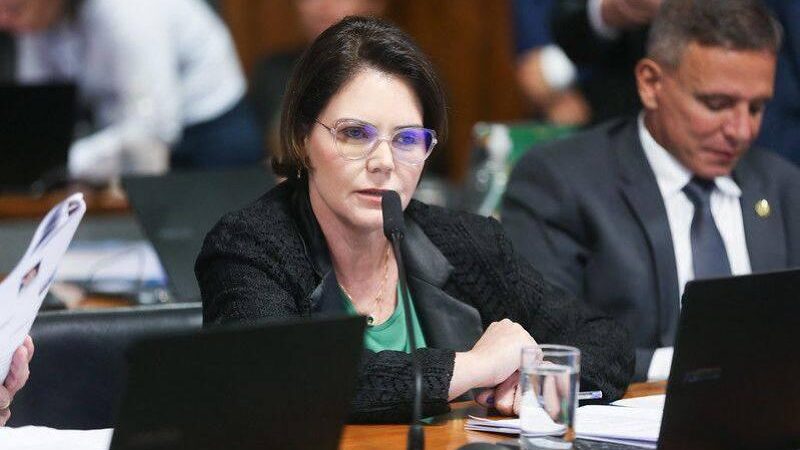 POLÍTICA | Coronel Fernanda pede a Arthur Lira alterações no PL do Imposto de Renda