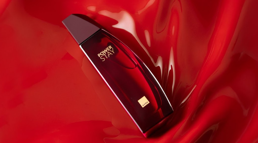Avon marca entrada de Power Stay na categoria de perfumaria