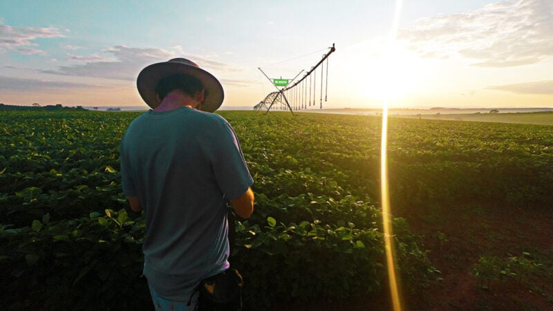 Bauer do Brasil, em parceria com Itaú, lança primeiro CRA exclusivo para irrigação