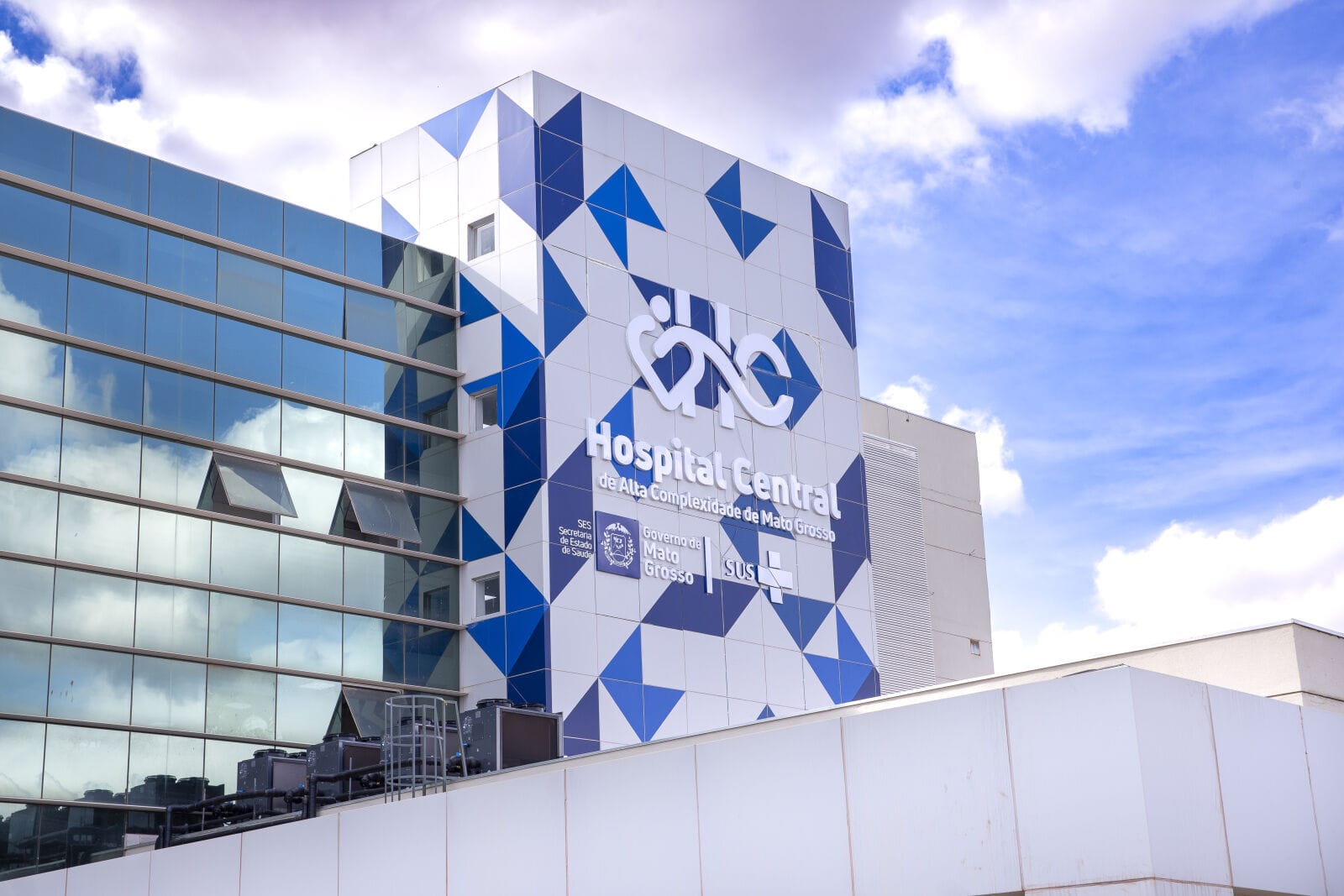 Wilson Santos defende valorização de pioneiros da saúde nas alas do novo Hospital Central