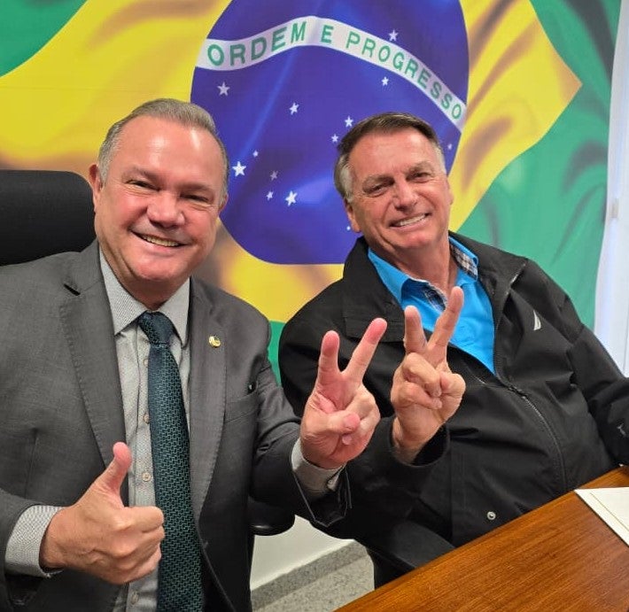 Fagundes destaca vídeo nas redes sociais e reforça compromisso com princípios republicanos no feriado de 15 de Novembro