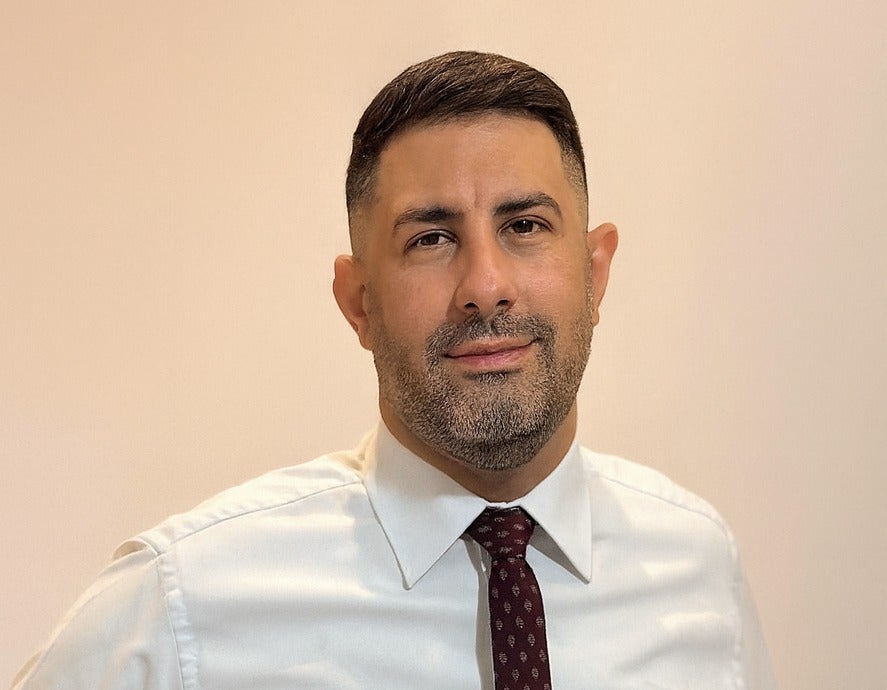 A tecnologia fala inglês e o mercado também