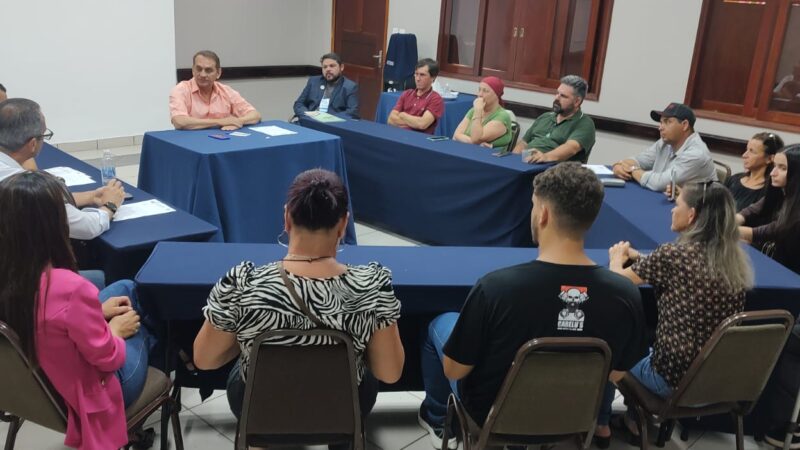 Wilson Santos abre diálogo com lideranças e recebe demandas de Tangará da Serra