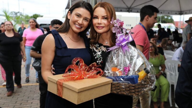 Primeira-dama de Nobres exalta trabalho social de Virginia Mendes durante visita ao município