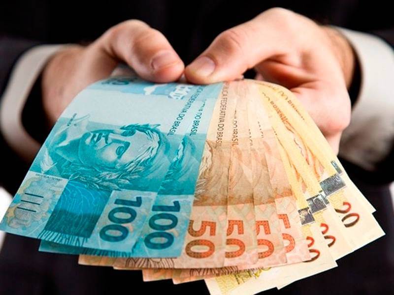 Homem recebe quase R$ 100 mil de indenização por causa de cinco contratos de empréstimo consignado fraudulentos que reduziam o valor da sua aposentadoria por invalidez