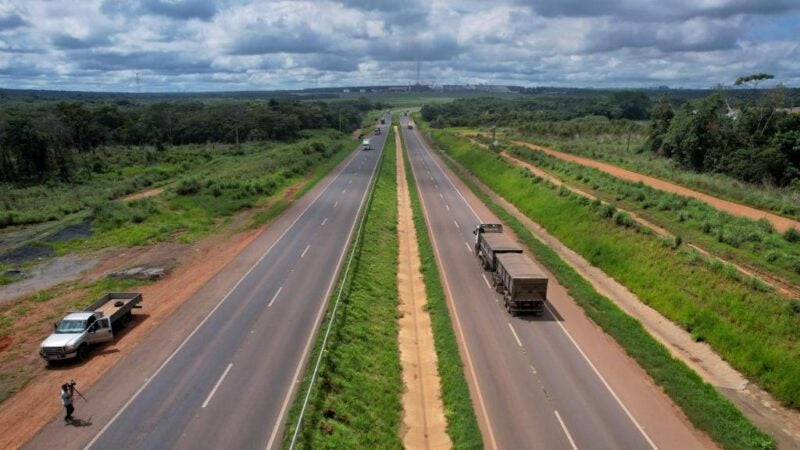 Governo de MT antecipa cronograma e projeta conclusão da duplicação da BR-163 em 2026