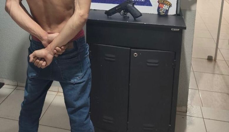 Policia Militar de Guarantã do norte prende homem com intensa ficha criminal portando simulacro de arma de fogo